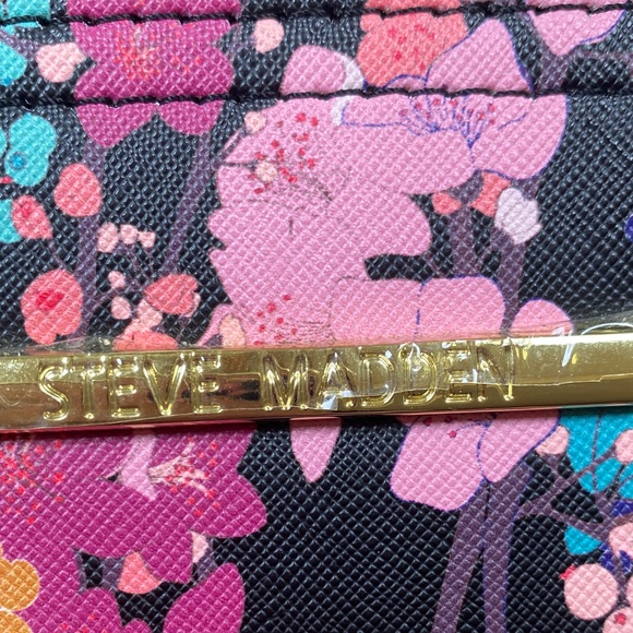 Steve Madden Pink and Blue Crossbody Bag Floral Design - Picture 2 of 10